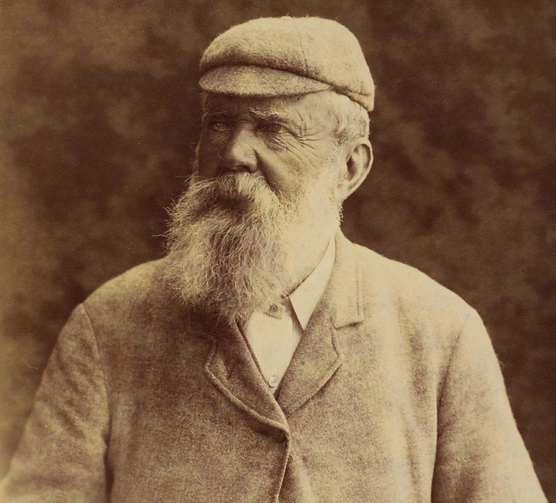 old_tom_web2800x724 Bonnie Wee Golf